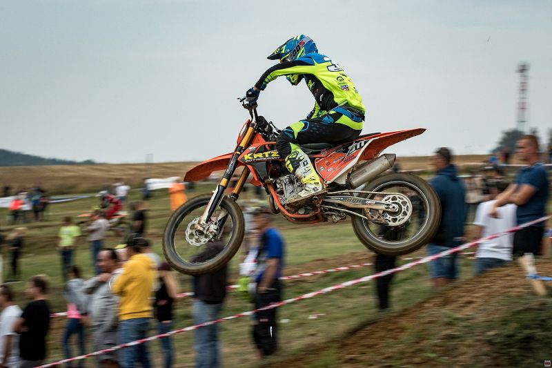 img00174.jpg