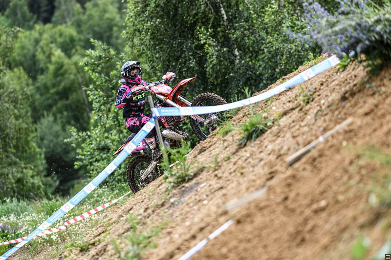 img_enduro_0035.jpg