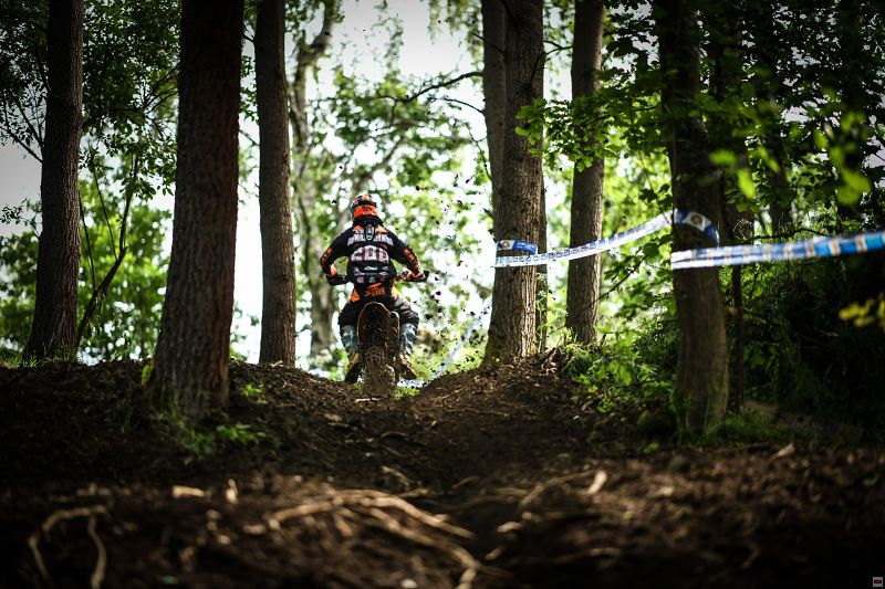 img_enduro_0075.jpg