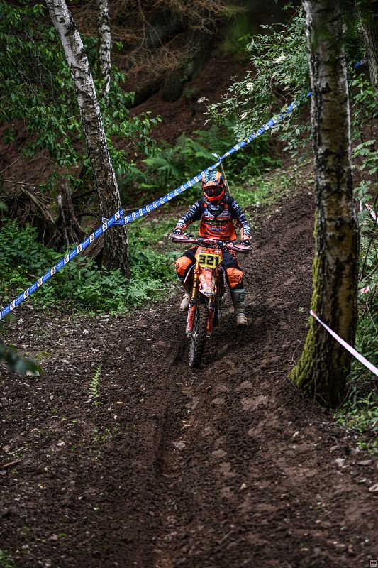 img_enduro_0080.jpg