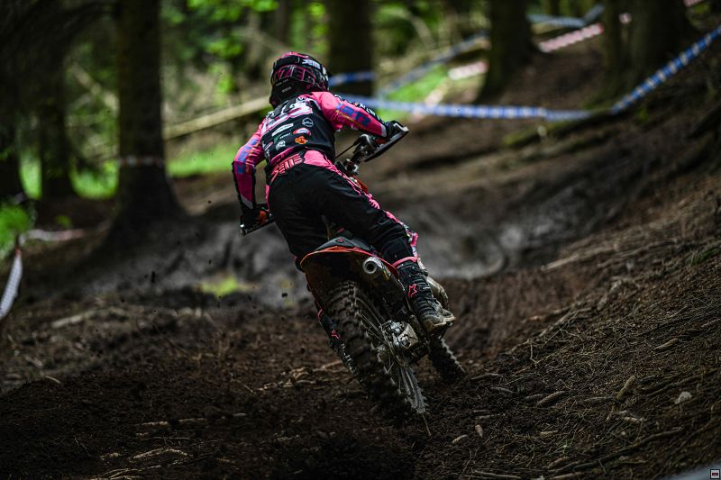 img_enduro_0090.jpg